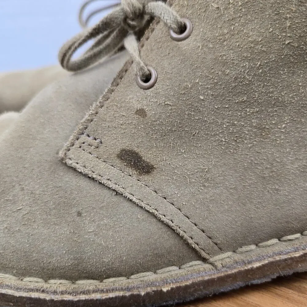 Clarks Mens 10M Original Desert Sand Suede Crepe Sole Casual Daily Chukka Boot